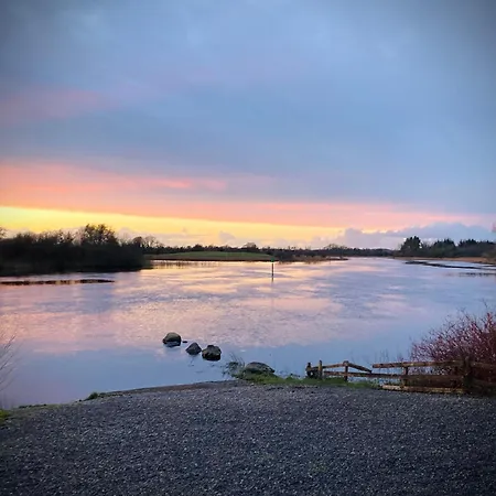 Appartement Quiet Riverside Stopover By The Shannon County Leitrim