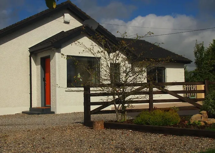 Quiet Riverside Stopover By The Shannon, Perfect For Work And Weekend Breaks County Leitrim