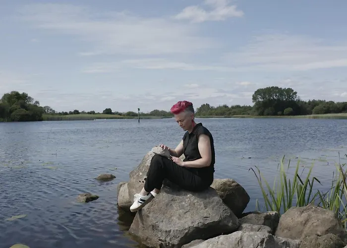 公寓 Quiet Riverside Stopover By The Shannon, Perfect For Work Stays And Weekend Breaks *