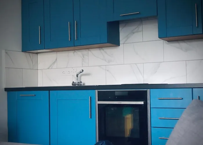 公寓 Quiet Riverside Stopover By The Shannon, Perfect For Work Stays And Weekend Breaks